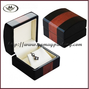 elegant wooden earring box  EHM-008