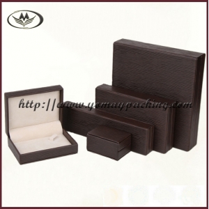 custom leather jewelry box