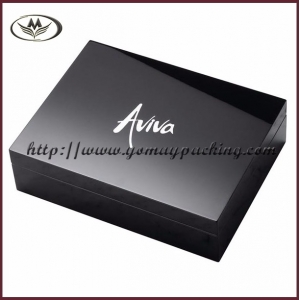 black lacquered wooden tea box  CYH-001