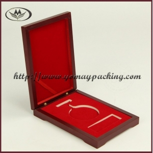 wooden medal box YBH-025